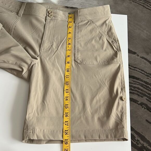 NWT Eddie Bauer Bermuda Short Rolled Hem Tan - Picture 11 of 12